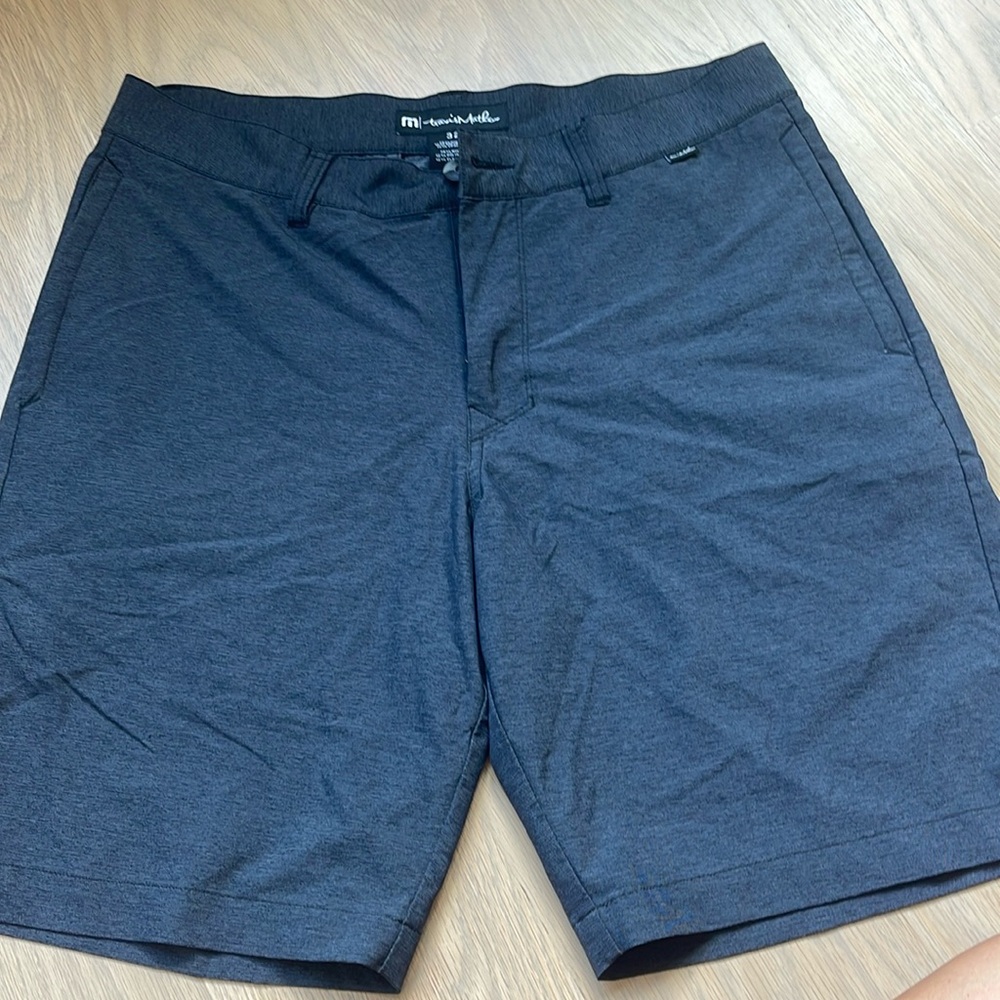 Travis Matthew men’s golf athletic shorts luke new size 32 Heather black